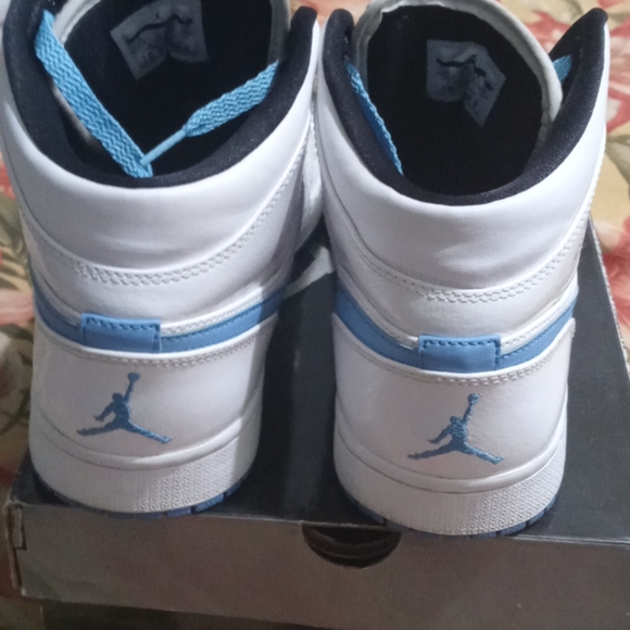 Air Jordan - Picture 5 of 8